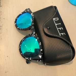 Diff Sunglasses
